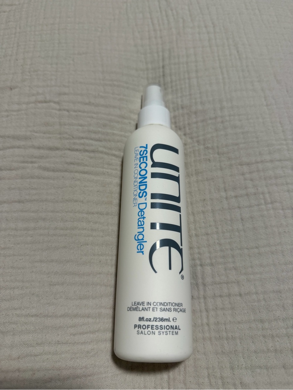 Unite 7SECONDS Detangler Leave-In Conditioner - White